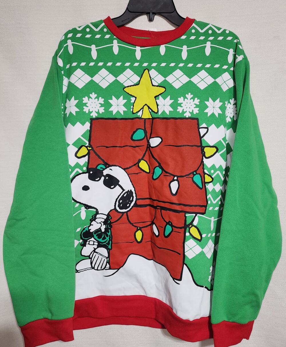 snoopy Christmas sweatshirt XXL men's